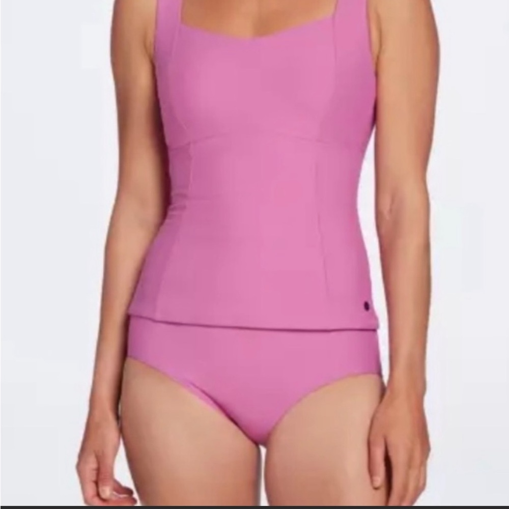 NWT CALia by Carrie Power Sculpt
2 piece tankini swim set L